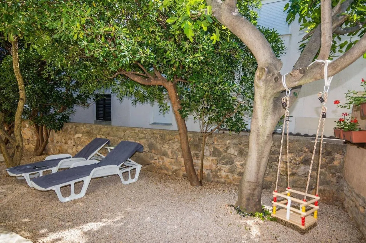 Apartment Bobeta Vir