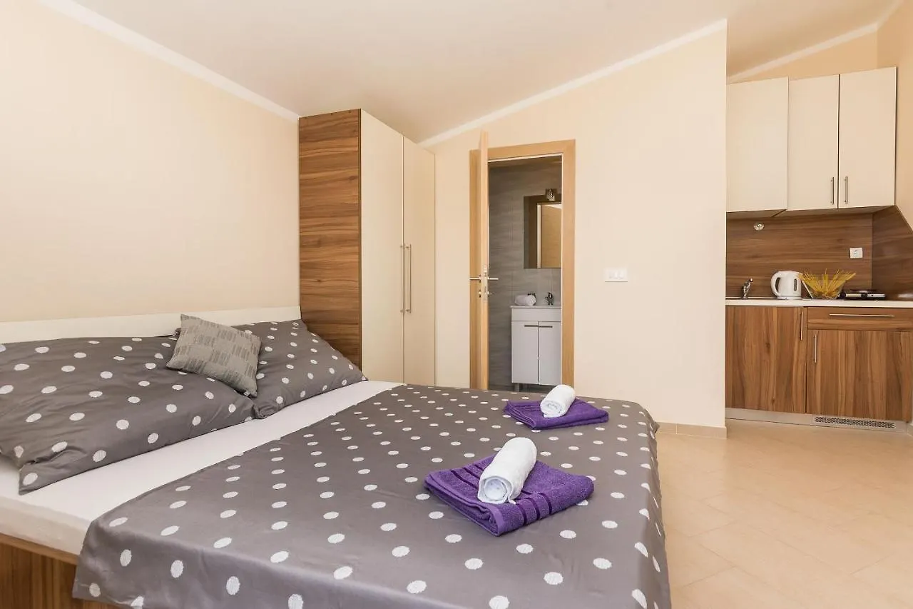 Apartment Bobeta Vir Croatia