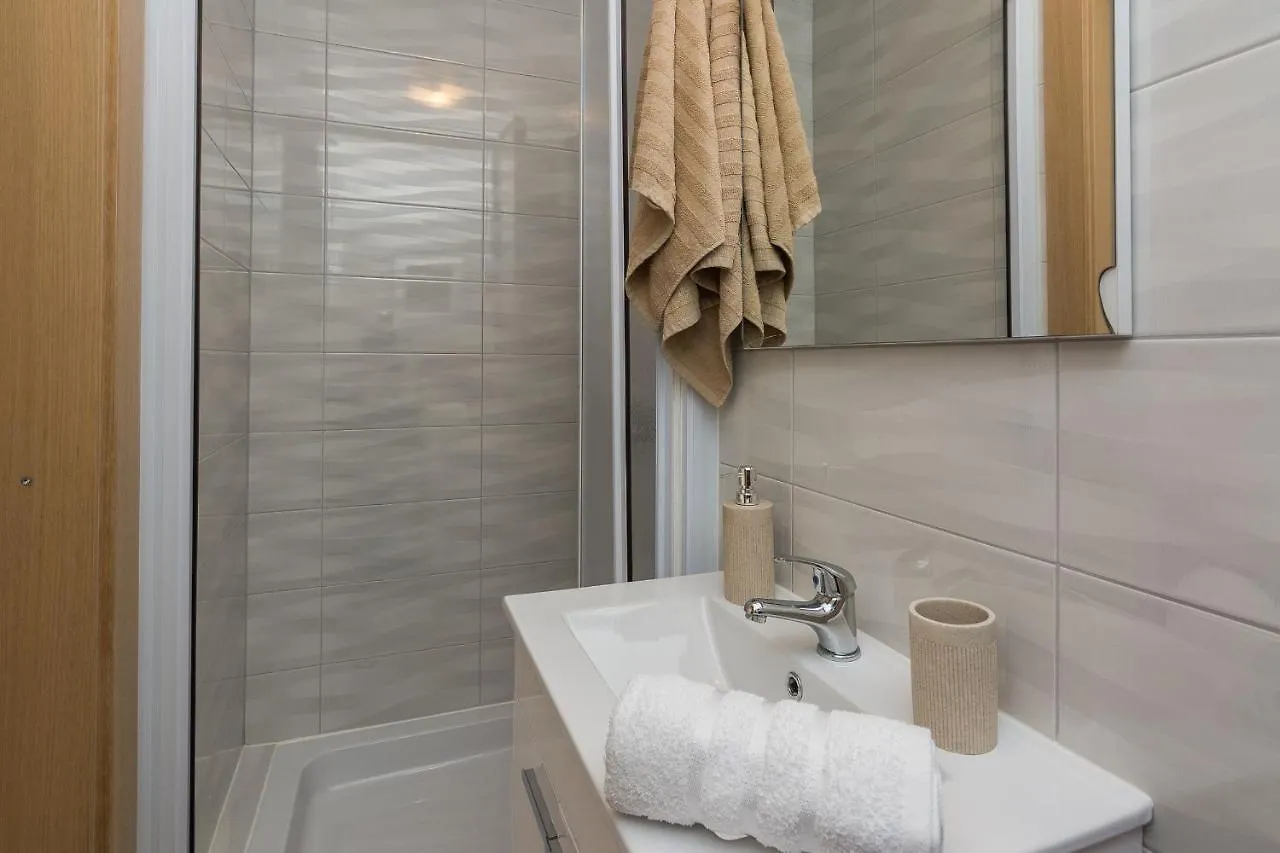 Apartment Bobeta Vir 0*,  Croatia