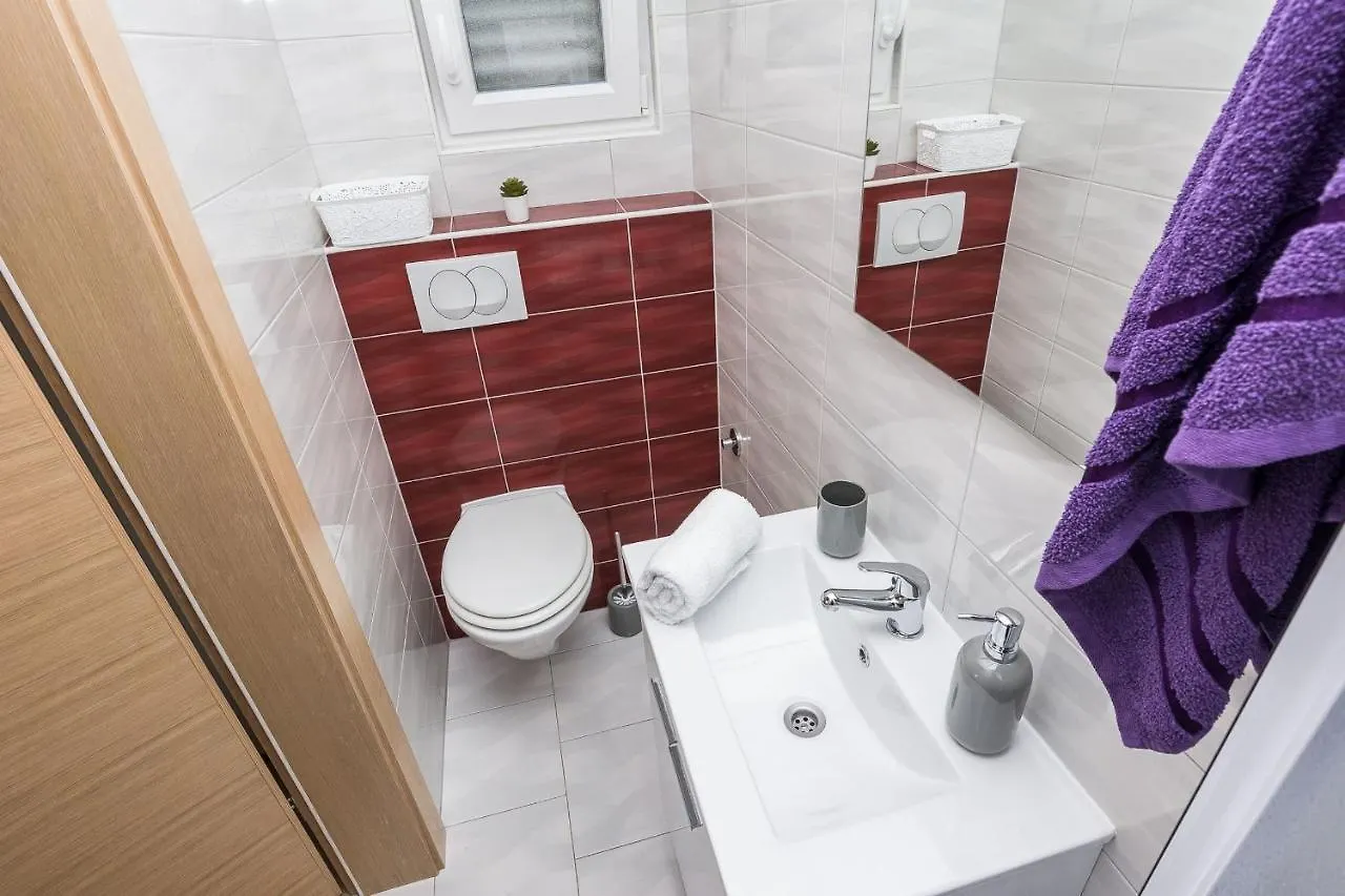 Apartment Bobeta Vir 0*,