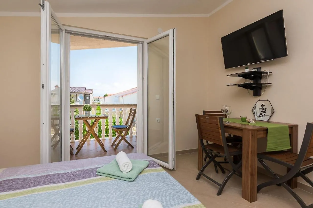 Apartment Bobeta Vir Croatia