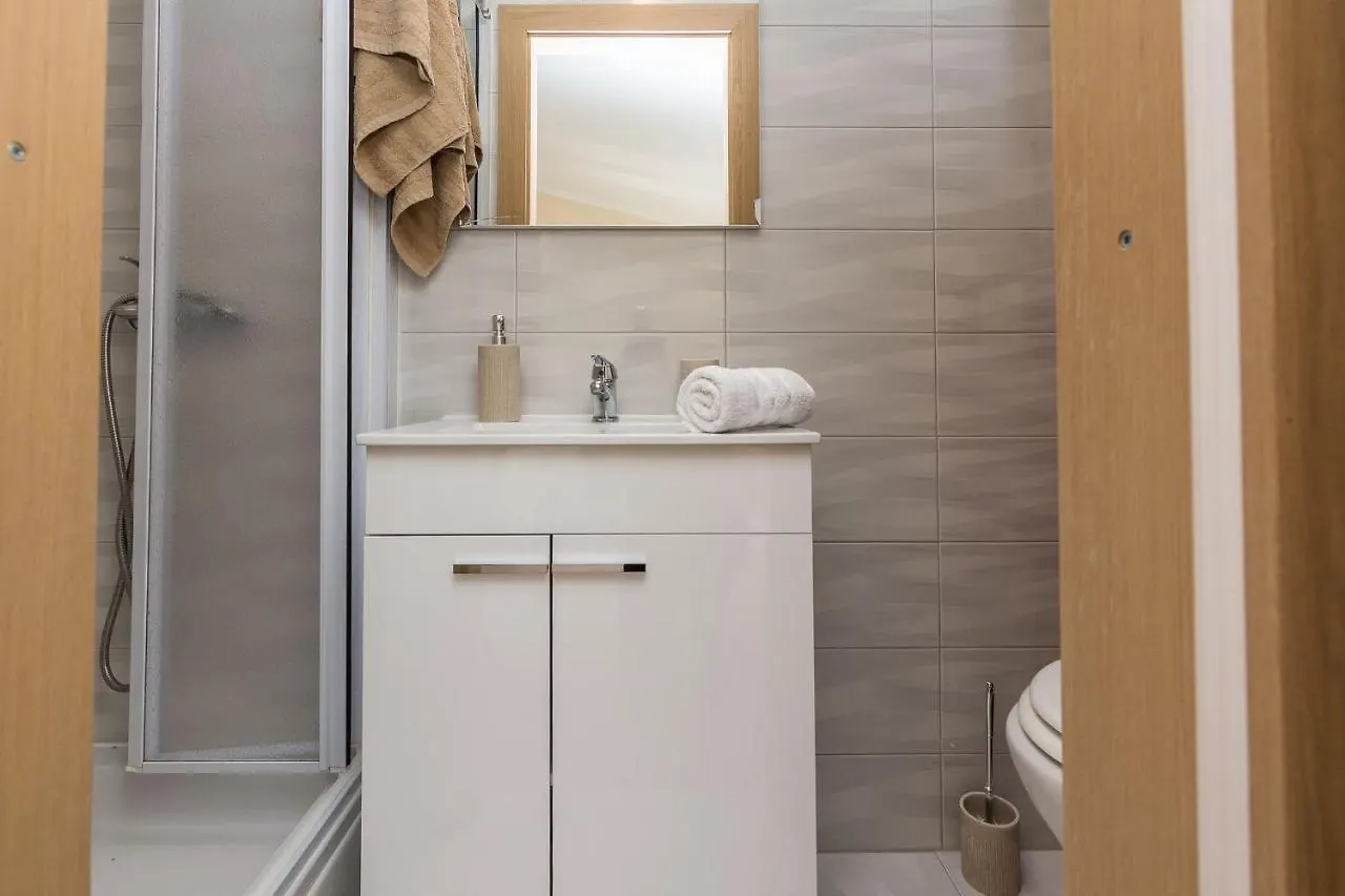 Apartment Bobeta Vir