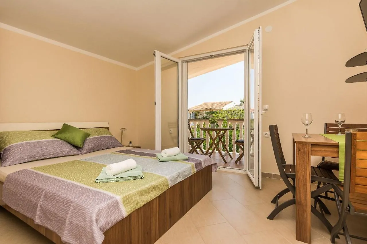Apartment Bobeta Vir